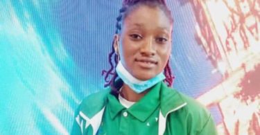 Elizabeth Oshoba is a Nigerian boxer. She was born on the 22nd of December in 1999.