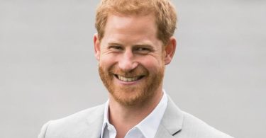 Prince Harry, now known as the Duke of Sussex, entered the world on September 15, 1984. In other words, he belongs to the British aristocracy. Younger son of King Charles III, Prince Harry is currently fifth in line to the British throne. The late Princess Diana of Wales was his mother. He received his education at three prestigious institutions: Wetherby, Ludgrove, and Eton.