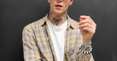 Jesse Rutherford is a musician, actor, and songwriter who hails from the United States. The 21st of August, 1991 was the day he was born. Jesse James Rutherford is his full legal name.