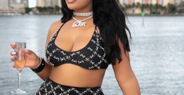 Stefflon Don is a musician and rapper from the United Kingdom. She came to widespread attention after the release of her track Hurtin' Me, which featured French Montana in 2017 and reached number 7 on the UK Singles Chart.