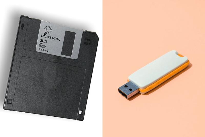 Difference Between Floppy Disk and Flash Drive
