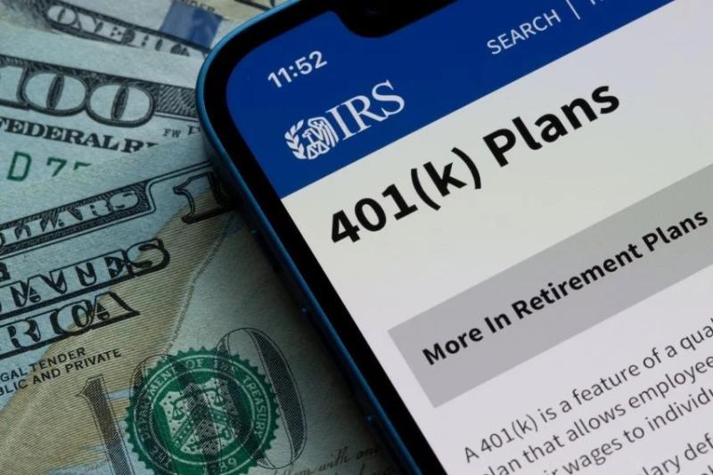 IRA and 401k are two kinds of retirement programmes that come under the tax regulations of the United States. Even though these two are retirement programmes, they have some differences. The significant difference between IRA and 401k shows that the worker intends IRA, while the employer intends 401k. IRA and 401k retirement programmes are tariff-saving programmes as they fall under the meagerer income tariff bracket to acquire favourable tax treatment.