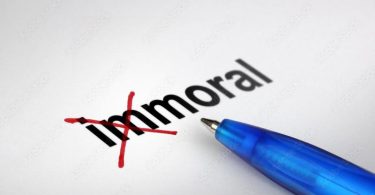 Amoral and immoral are two varied words that are used when describing the activities of individuals, and fundamentally the difference between these two can be clarified on a morality scope where amoral is placed in the middle and immoral is placed on an unfavourable point of the morality scope. Amoral is described as when an individual is not concerned with what is right or wrong. On the other hand, immoral can be described as when an individual is not adhering to the official criterion of morality. This points out that the primary difference between amora and immoral is the existence of intent or the absence of it. Furthermore, it varies in the understanding of right and wrong.