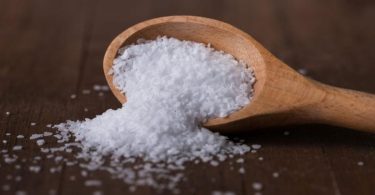 We can scrutinize several differences between kosher salt and sea salt, starting from the scope of the salt granules. Before we get to that, the title, or grade of salt, does it produce any dissimilarity to a cook as far as putting saltiness to the formula in the desired amount? If the salt dissolute instantly and doe not change the taste of the procedure, no individual cares. Hence, some cooks are selective and possess choices since they like to have the same thickness and feel.